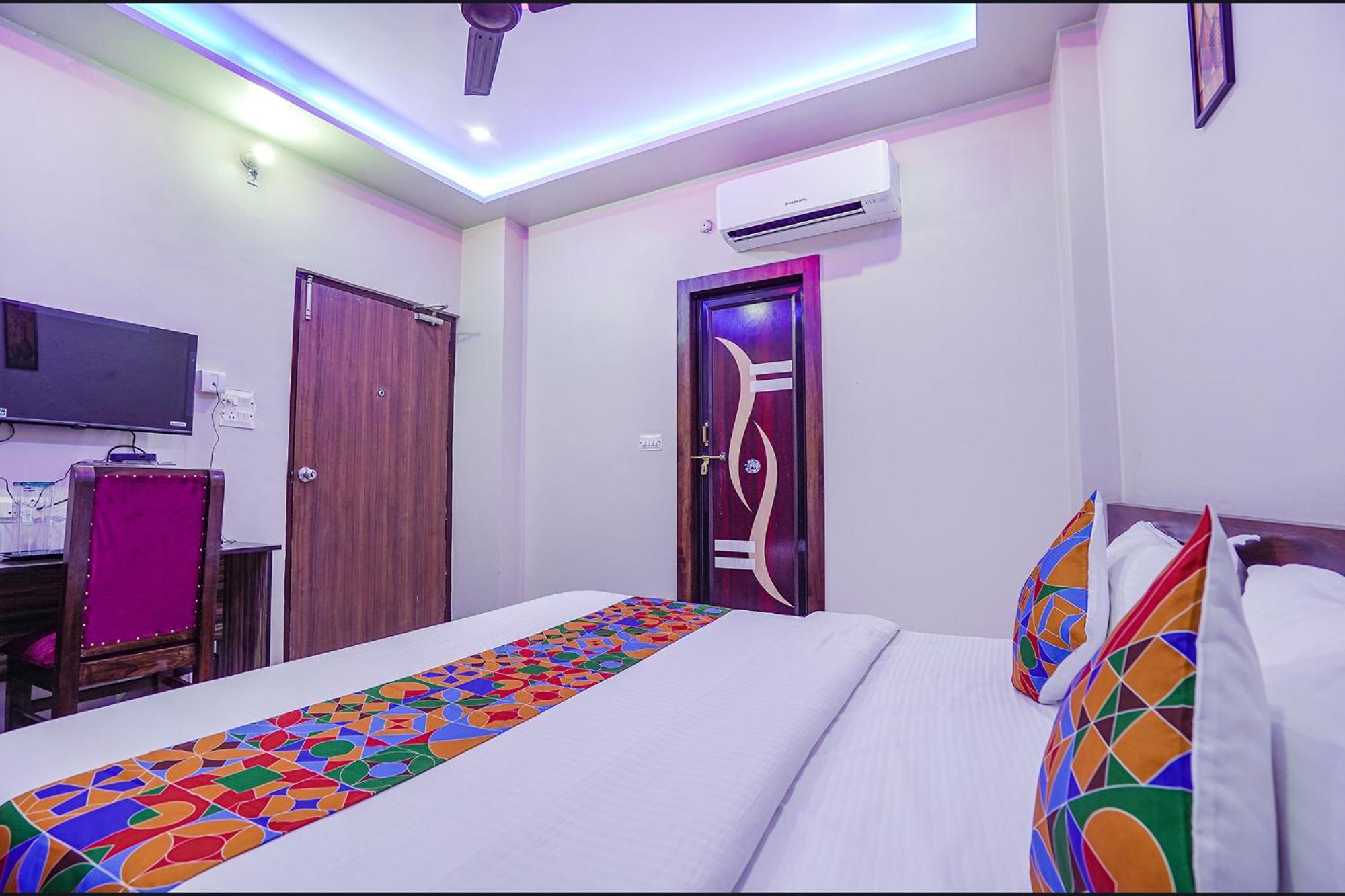 Fabhotel Nandini Grand Kakarmatha ภายนอก รูปภาพ